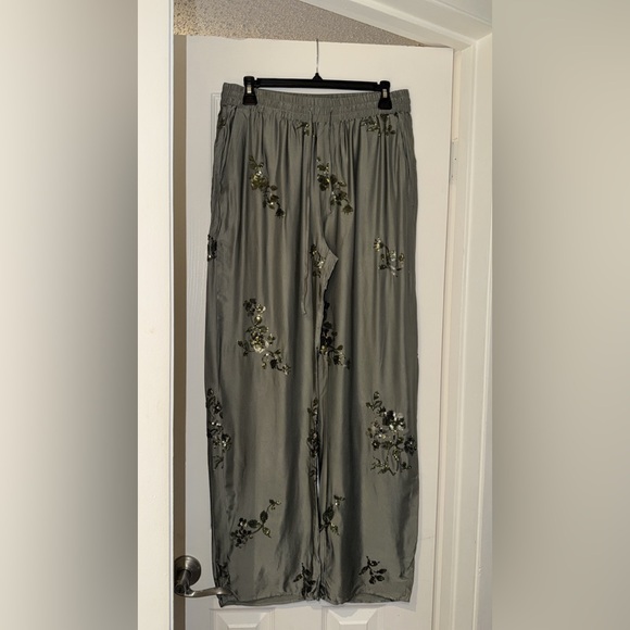 Zara Green  Embroidered Women's Jumpsuit - Picture 3 of 6